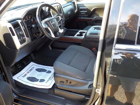 Used 2016 GMC Sierra 1500 SLE w/ Suspension Package, Off-Road image 11