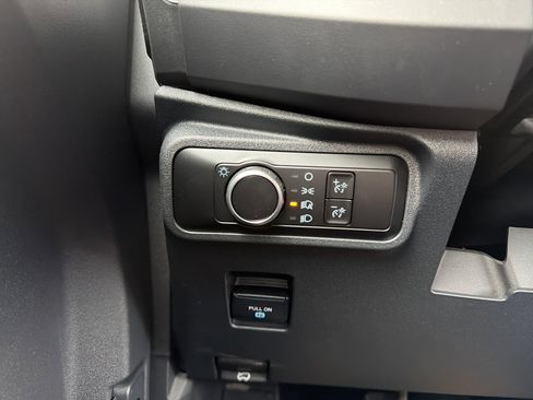 Used 2025 Ford Bronco 4-Door image 23