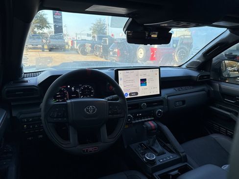 Used 2025 Toyota Tacoma TRD Pro image 6