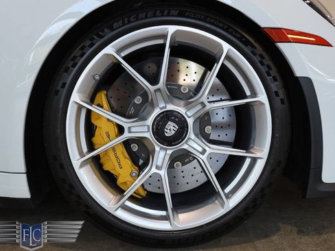 Used 2024 Porsche 911 GT3 RWD image 42