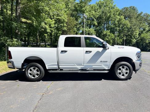 Certified 2026 RAM 2500 Big Horn AWD/4WD image 2