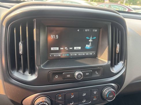 Used 2018 Chevrolet Colorado W/T w/ WT Convenience Package AWD/4WD image 19