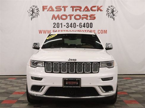 Used 2019 Jeep Grand Cherokee Summit AWD/4WD image 2
