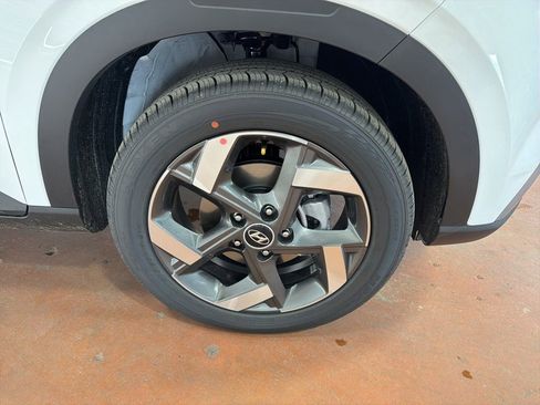 New 2026 Hyundai Venue SEL image 10