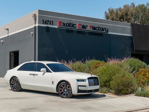 Used 2023 Rolls-Royce Ghost Black Badge w/ Black Badge Ghost Package AWD/4WD image 1