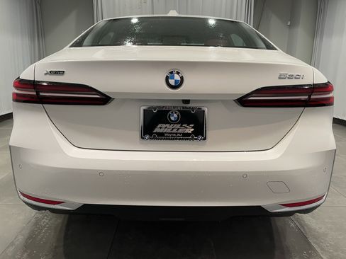 Used 2026 BMW 530i xDrive w/ Premium Package AWD/4WD image 5