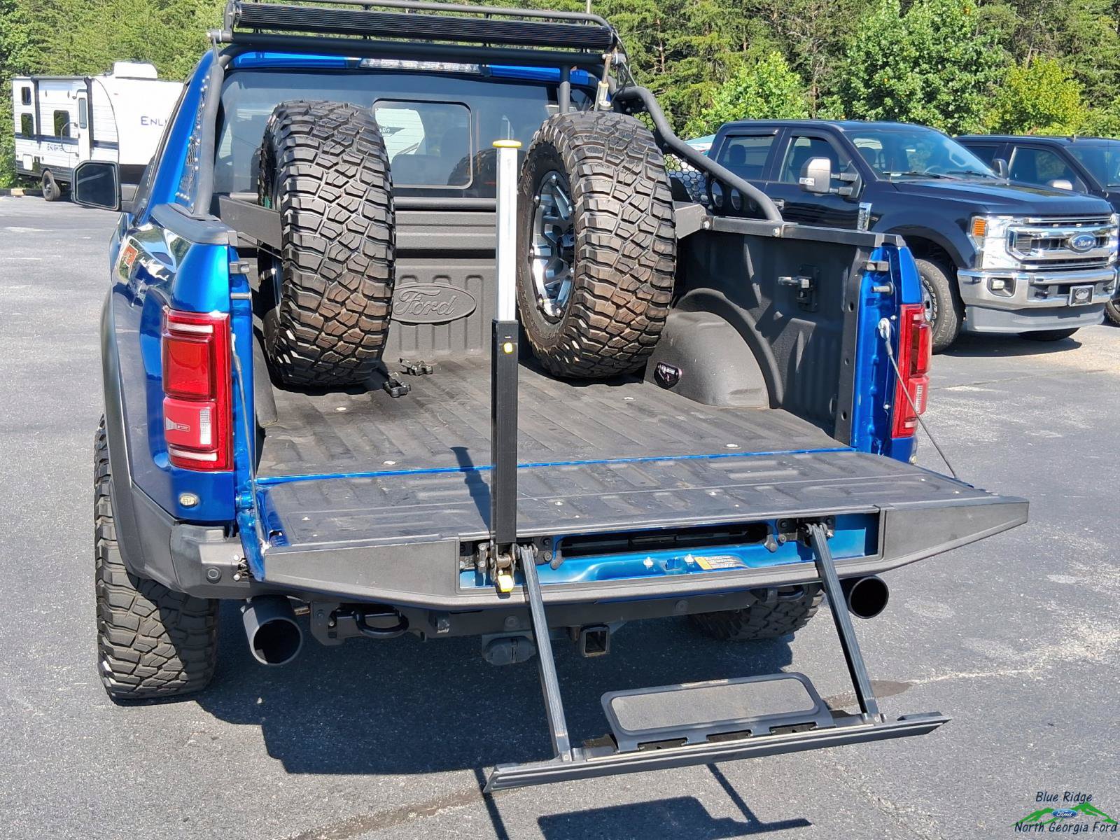 Used 2018 Ford F150 Raptor w/ Equipment Group 802A Luxury AWD/4WD image 15