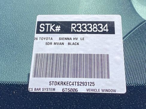 Certified 2026 Toyota Sienna LE FWD image 37