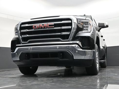Used 2022 GMC Sierra 1500 SLE w/ Driver Alert Package I AWD/4WD image 28