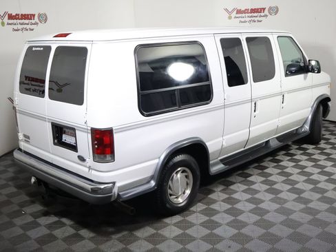 Used 2000 Ford E-150 and Econoline 150 RWD image 16