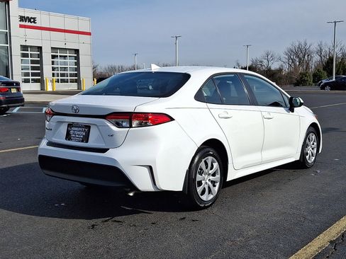 Used 2023 Toyota Corolla LE w/ Carpet Mat Package (TMS) image 6