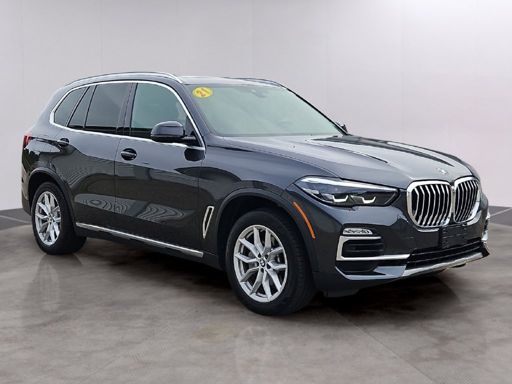 Used 2021 BMW X5 xDrive40i w/ Premium Package AWD/4WD image 3