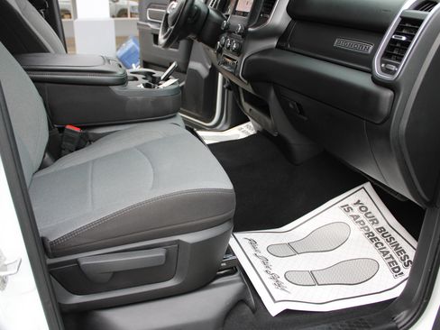 Used 2024 RAM 2500 Big Horn image 15