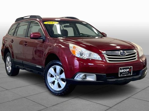 Used 2012 Subaru Outback 2.5i image 2