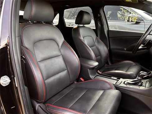 Used 2018 Hyundai Elantra GT Sport w/ Sport Tech Package 04 image 35