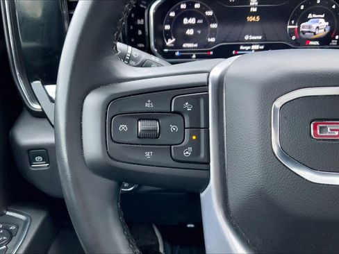 Used 2025 GMC Sierra 1500 SLT image 22
