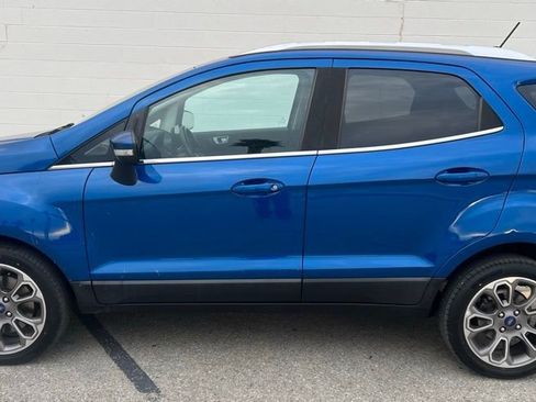 Used 2021 Ford EcoSport Titanium FWD image 2