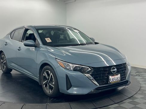 Used 2024 Nissan Sentra SV w/ All-Weather Package FWD image 2