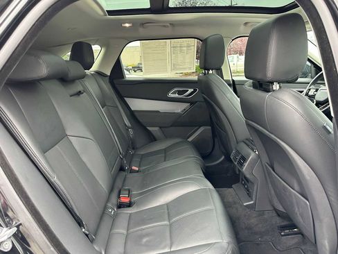Used 2024 Land Rover Range Rover Velar S image 12