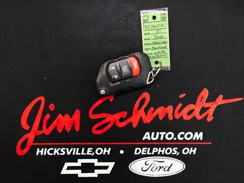 Used 2021 Jeep Gladiator Overland w/ Uconnect 4C Nav & Sound Group image 43