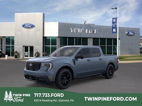 New 2026 Ford Maverick Lariat w/ Black Appearance Package image 1