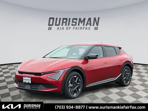 New 2025 Kia EV6 Light image 1