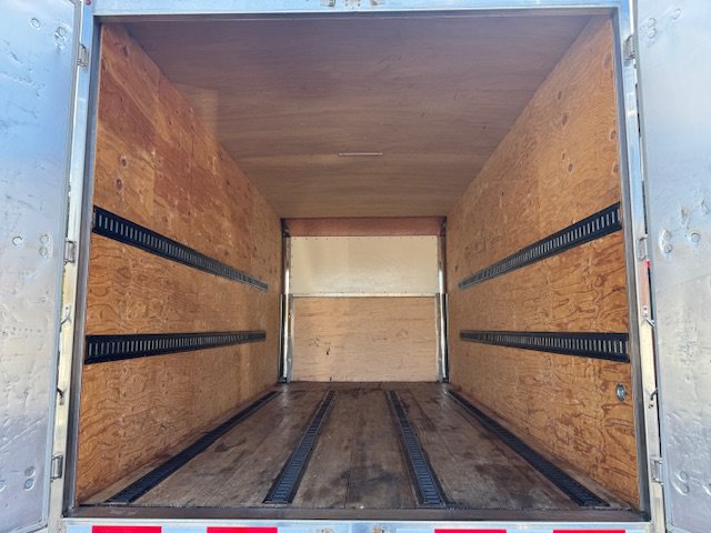 Used 2022 Ford Transit 350 DRW RWD image 3