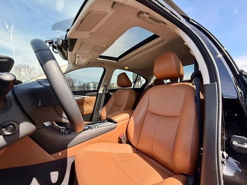 Used 2023 INFINITI Q50 Luxe w/ Cargo Package image 21