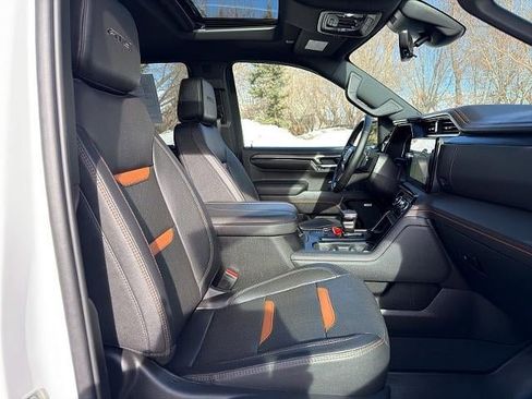 Used 2023 GMC Sierra 1500 AT4 w/ Technology Package image 17