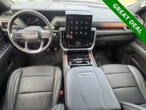 Used 2025 GMC Yukon XL Denali AWD/4WD image 16