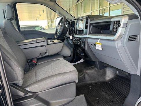 Used 2025 Ford F250 XL w/ XL Chrome Package RWD image 6