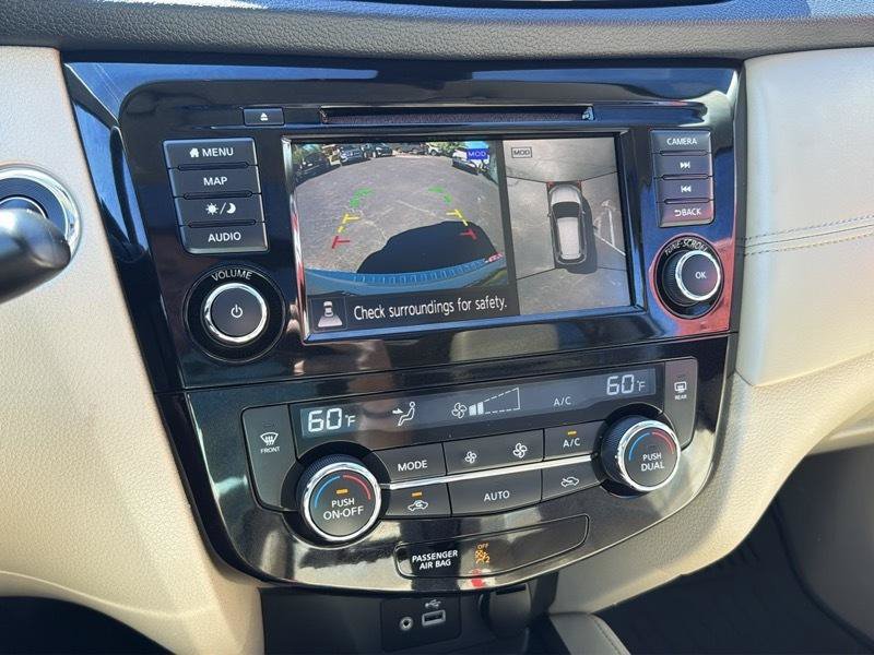 Used 2019 Nissan Rogue SL w/ Premium Package AWD/4WD image 19