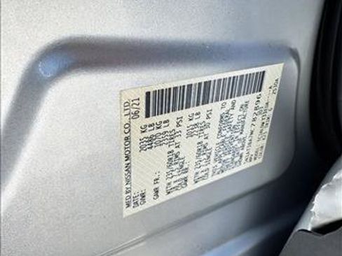 Used 2021 Nissan Rogue SV FWD image 21