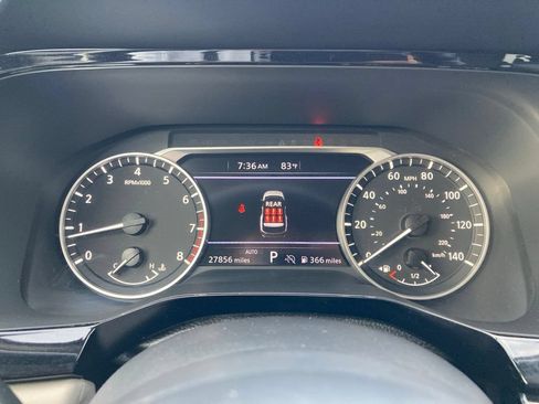 Used 2025 Nissan Pathfinder SV AWD/4WD image 16