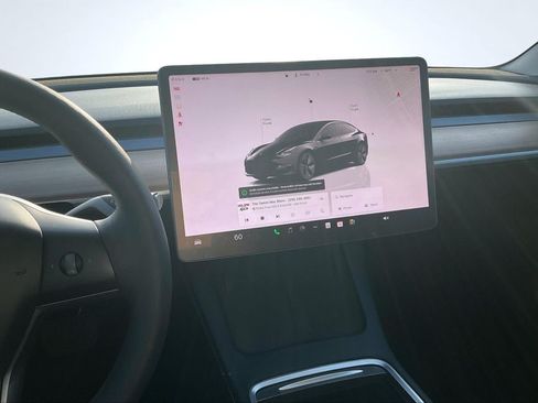Used 2022 Tesla Model 3 Long Range AWD/4WD image 6