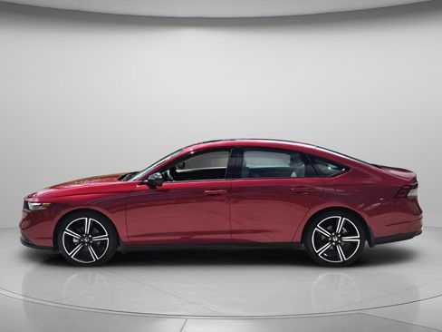 Used 2026 Honda Accord SE image 5