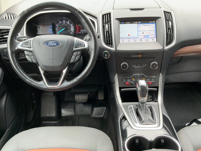 Used 2018 Ford Edge SEL w/ Equipment Group 201A FWD image 13
