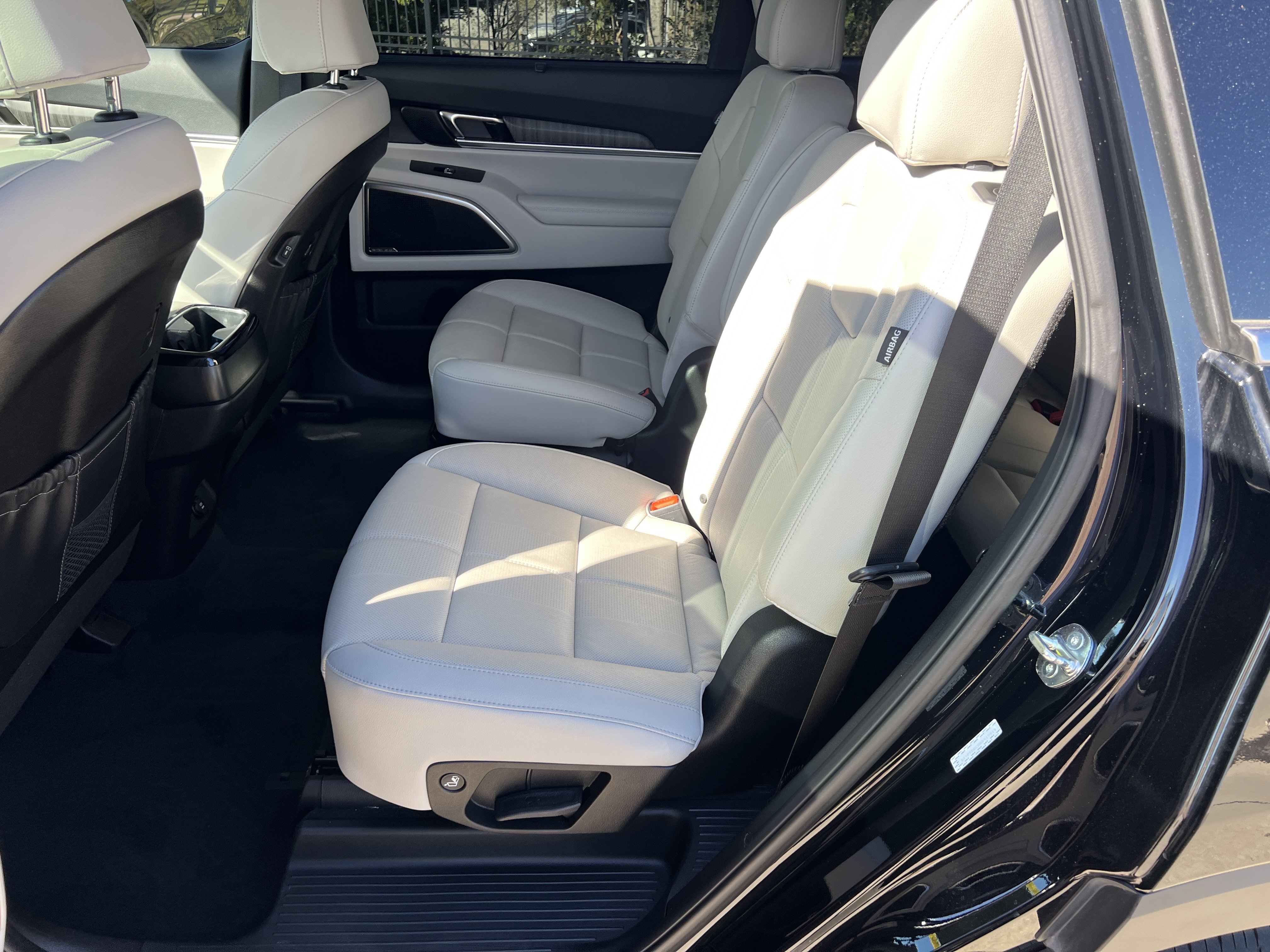 Used 2024 Kia Telluride SX AWD/4WD image 30