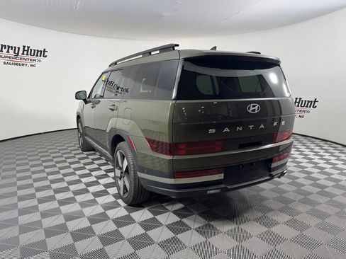 Used 2025 Hyundai Santa Fe Limited image 9