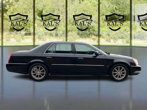 Used 2008 Cadillac DTS Performance FWD image 4