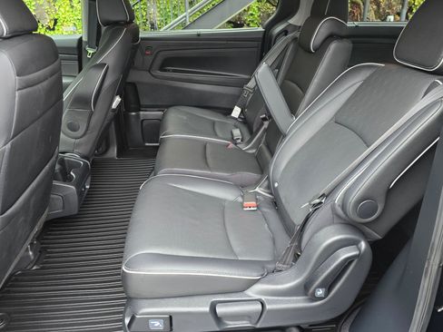 Certified 2023 Honda Odyssey Elite image 18