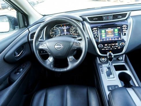 Used 2024 Nissan Murano SV image 9