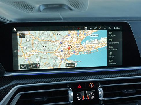 Used 2022 BMW X5 M Competition w/ Ultimate Package image 28