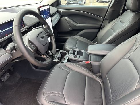 New 2025 Ford Mustang Mach-E Premium image 41