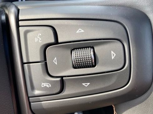 Certified 2024 GMC Yukon AT4 w/ Technology Package AWD/4WD image 24