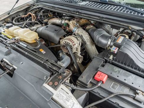Used 2001 Ford F350 Lariat AWD/4WD image 11