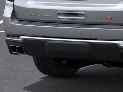 New 2026 GMC Yukon Denali w/ Denali Reserve Package AWD/4WD image 14