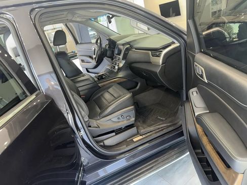 Used 2018 GMC Yukon Denali w/ Open Road Package AWD/4WD image 29
