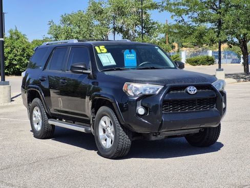 Used 2015 Toyota 4Runner SR5 RWD image 3