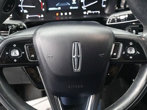 Used 2020 Lincoln Corsair AWD w/ Premium Package image 10